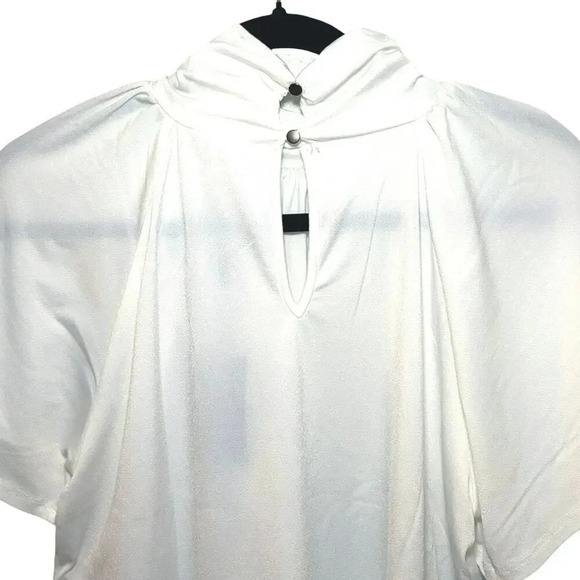 NWT Cable&Gauge Women’s Short Sleeve Rose Collar Blouse Whispering White Size L - Picture 4 of 6
